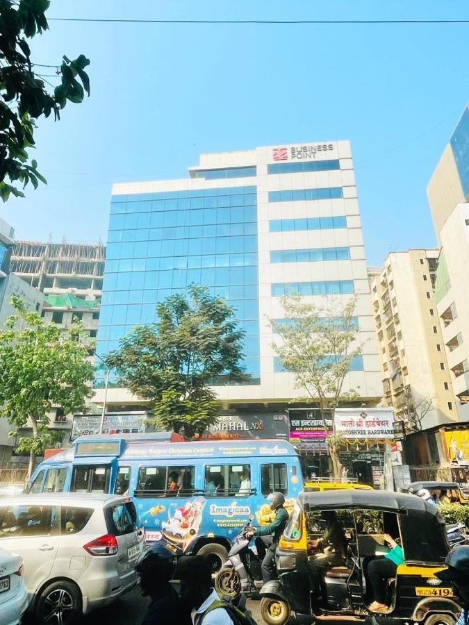 Hotel Hilton Suites Bombay Exterior foto